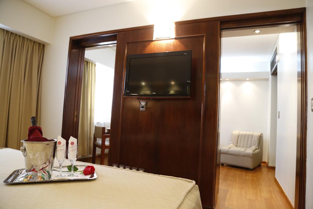Hotel Corregidor La Plata Zewnętrze zdjęcie